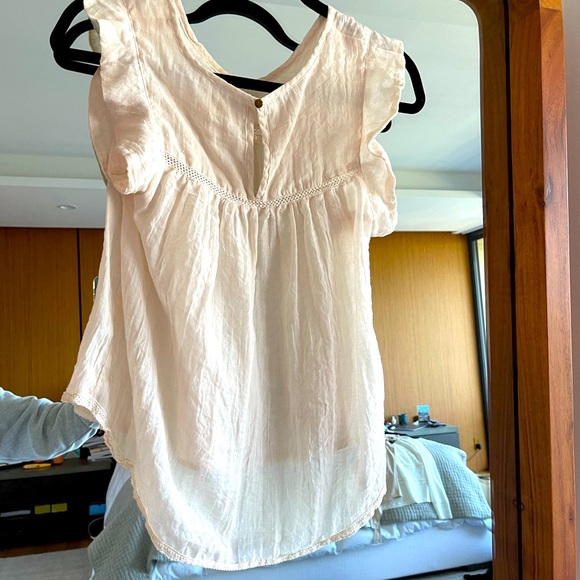 Babydoll Cream Tank top with ruffle sleeve - Picture 4 of 4
